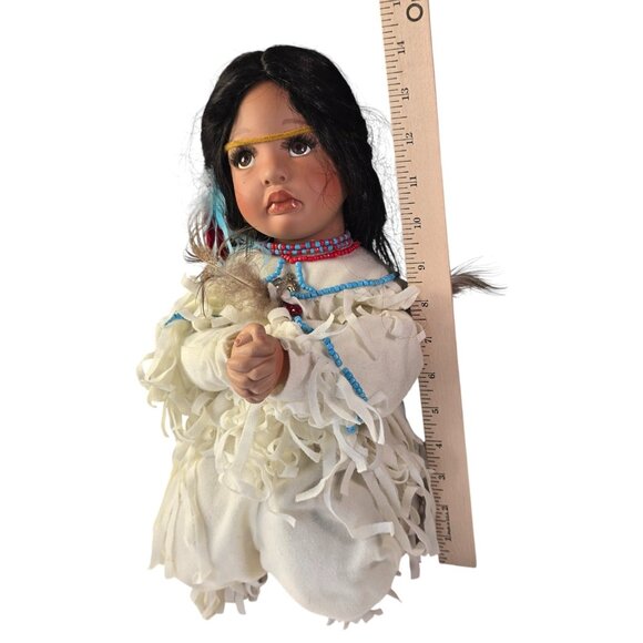 Praying Doll Native American Indian 2001 VTG Porcelain Kelly J RuBert Feathers - Picture 10 of 15